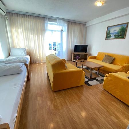 Hotel Venecia Apartments ストルガ エクステリア 写真